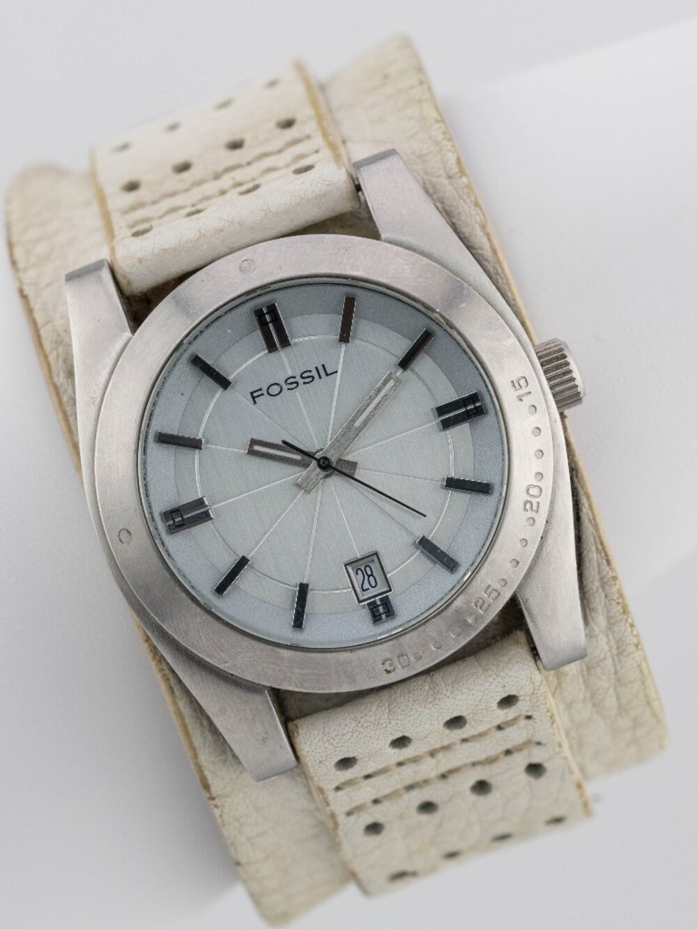 Fossil JR9407 White Leather Cuff Watch Quartz Analog Women's Fresh Battery
